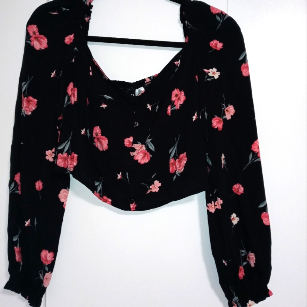 It's a beautiful blouse with elastic in the back